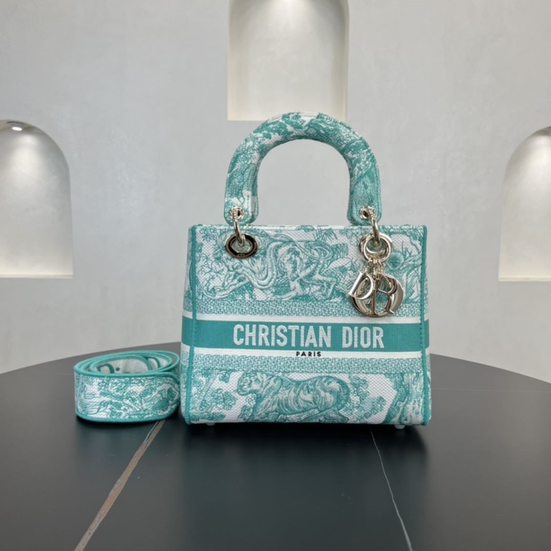 Dior Shopping Bags